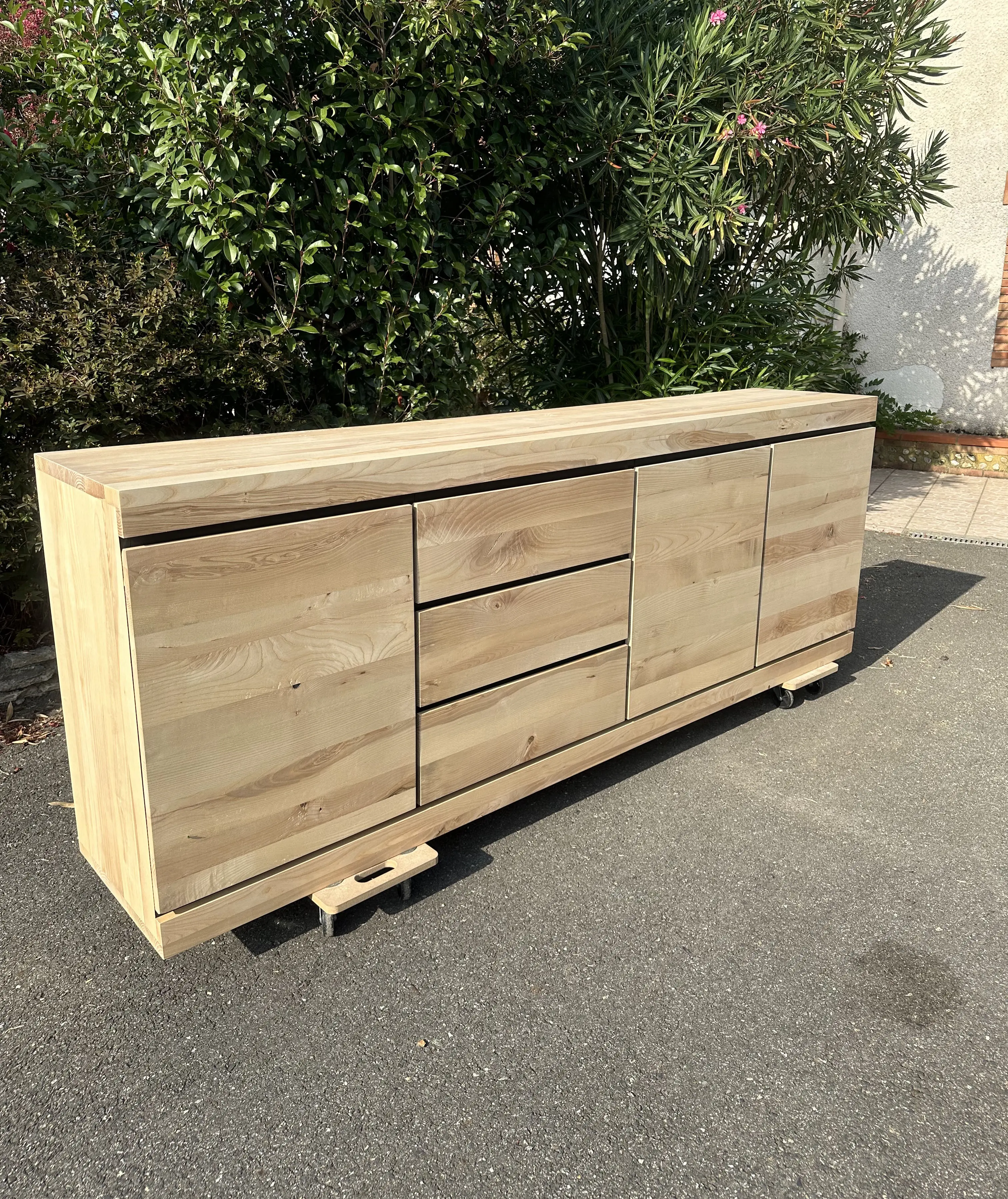 meuble-bois-massif-buffet-salon